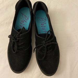 Blowfish Suede black oxfords
